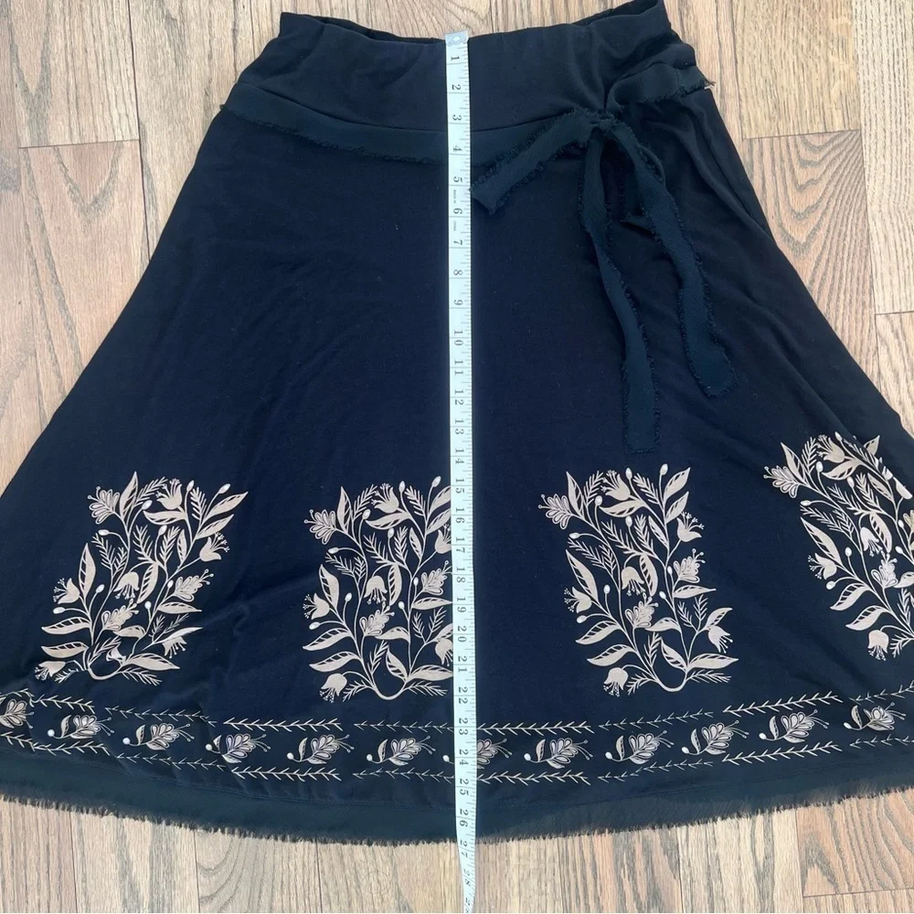 Ann Taylor Loft Women’s Black & Tan Floral Print with Tie Midi Skirt Size Small - Picture 6 of 9